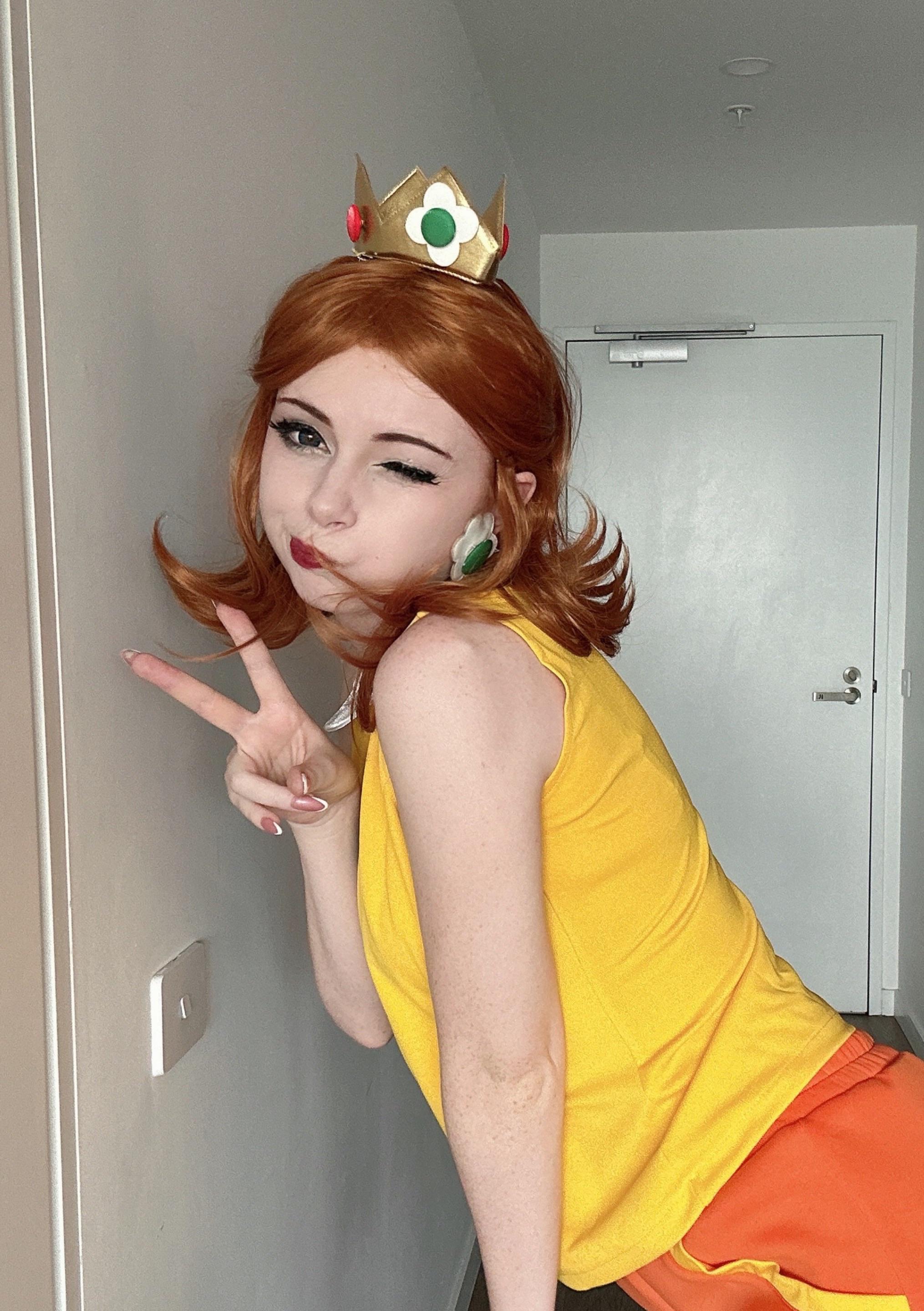 Princess Daisy By Elefire Grey R Cosplaygirls Princess Daisy By Elefire Grey R Cosplaygirls